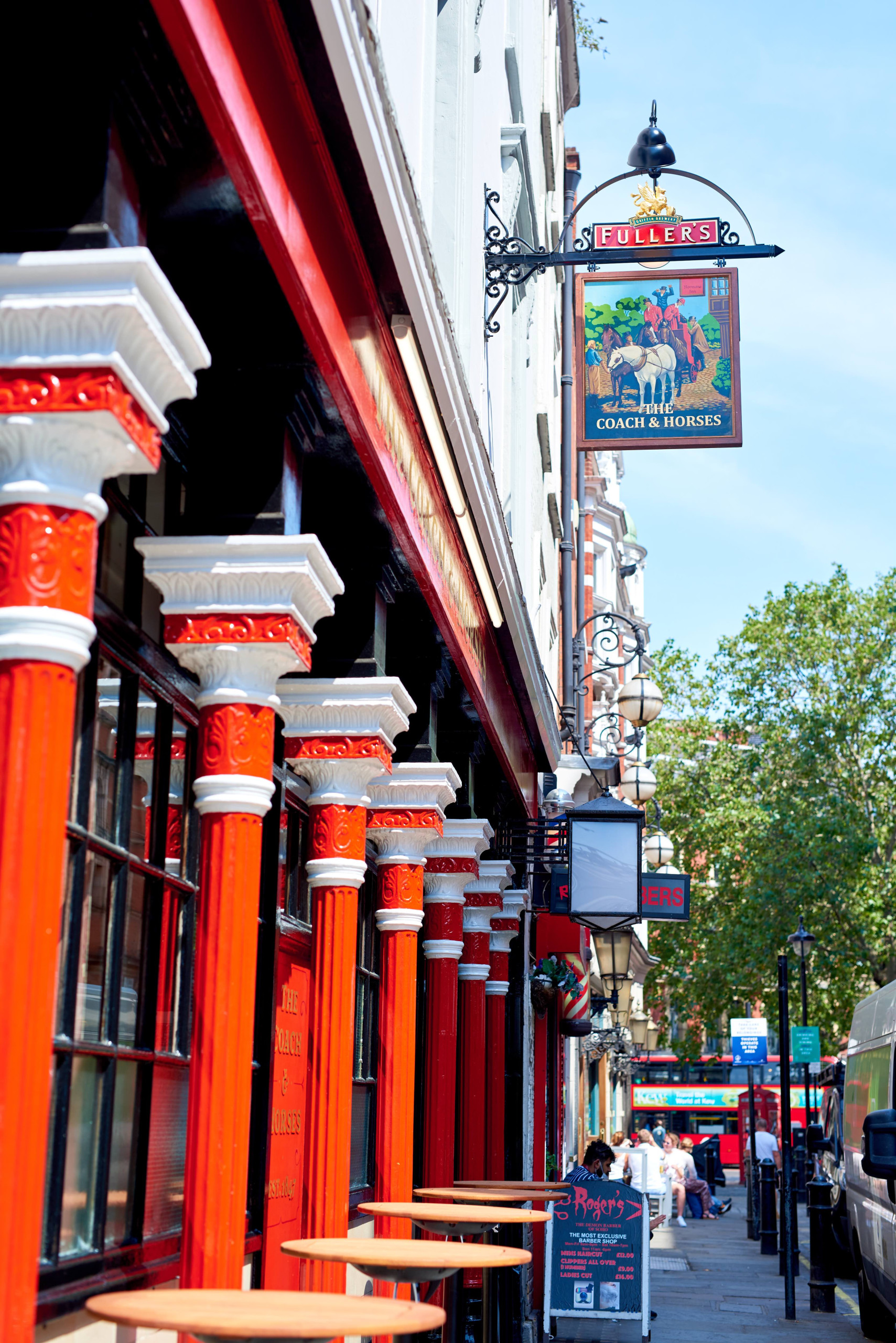 The outside of a London pub